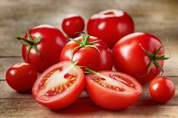 помидоры - фото