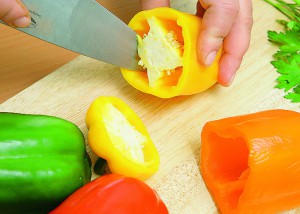Перец, фаршированный овощами - фото
