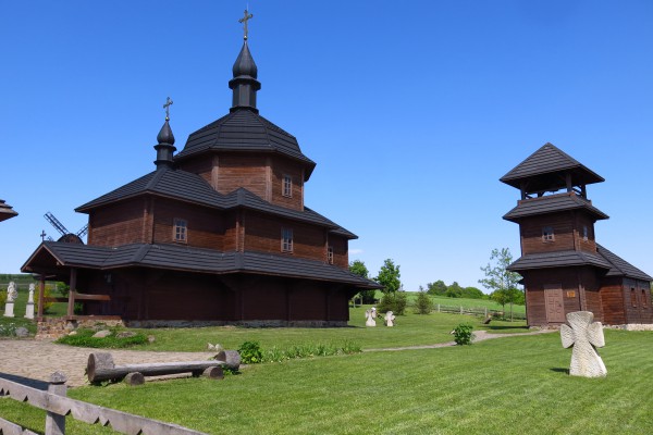 Деревянная церковь в Водяниках