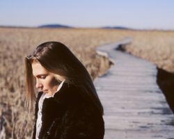 Осенняя депрессия: как распознать заранее