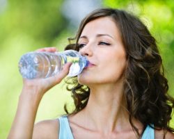 5 правил питьевого режима: сколько и какой воды в день нужно пить?