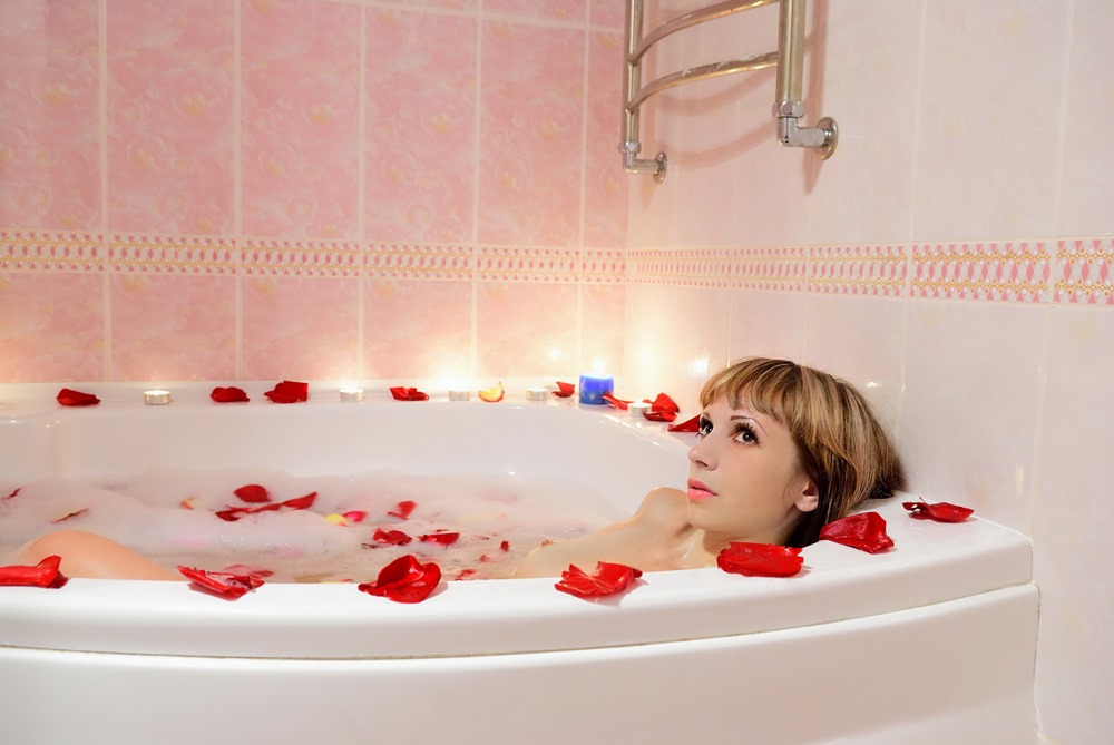 ванна из роз