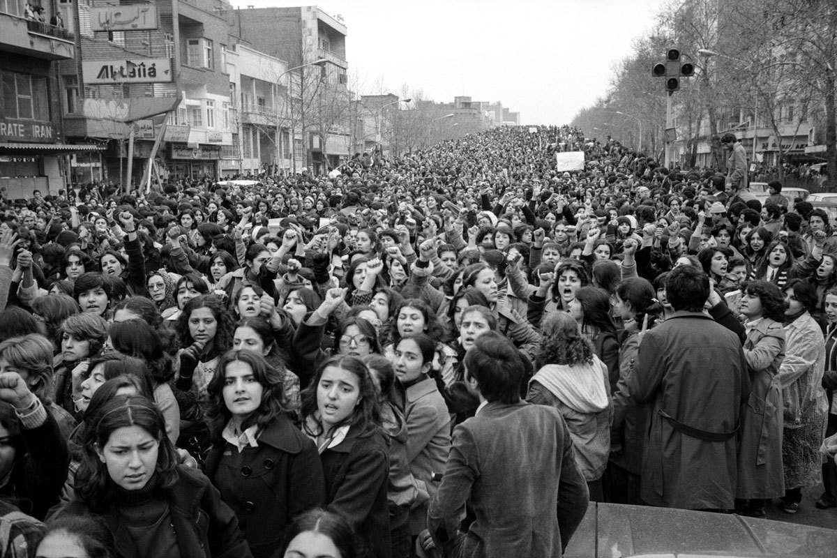 Women protesting forced Hijab days after the revolution, Iran, 1979. Photograph by Hengameh Golestan.