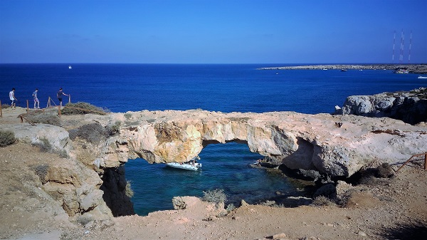 Мост влюбленных на Кипре
