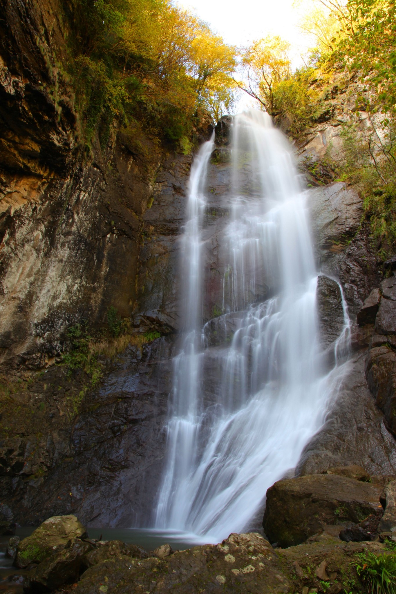 Водопад Махунцети Кеда