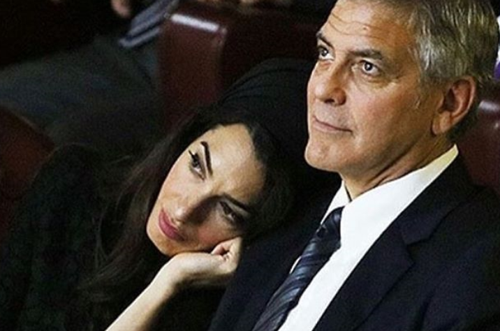 Летом Амаль и Джордж Клуни станут родителями близнецов
