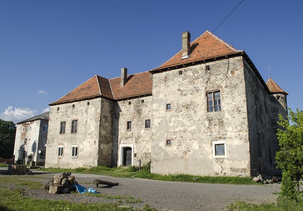 Замок Сент-Миклош в Чинадиево - фото