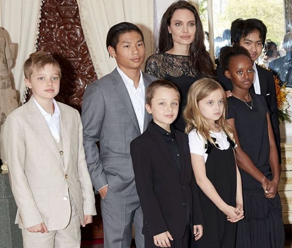 Анджелина Джоли - дети