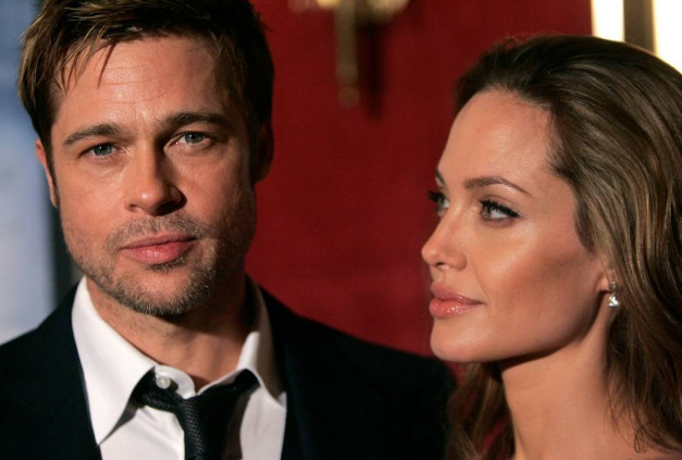 Анджелина Джоли - развод с Питтом