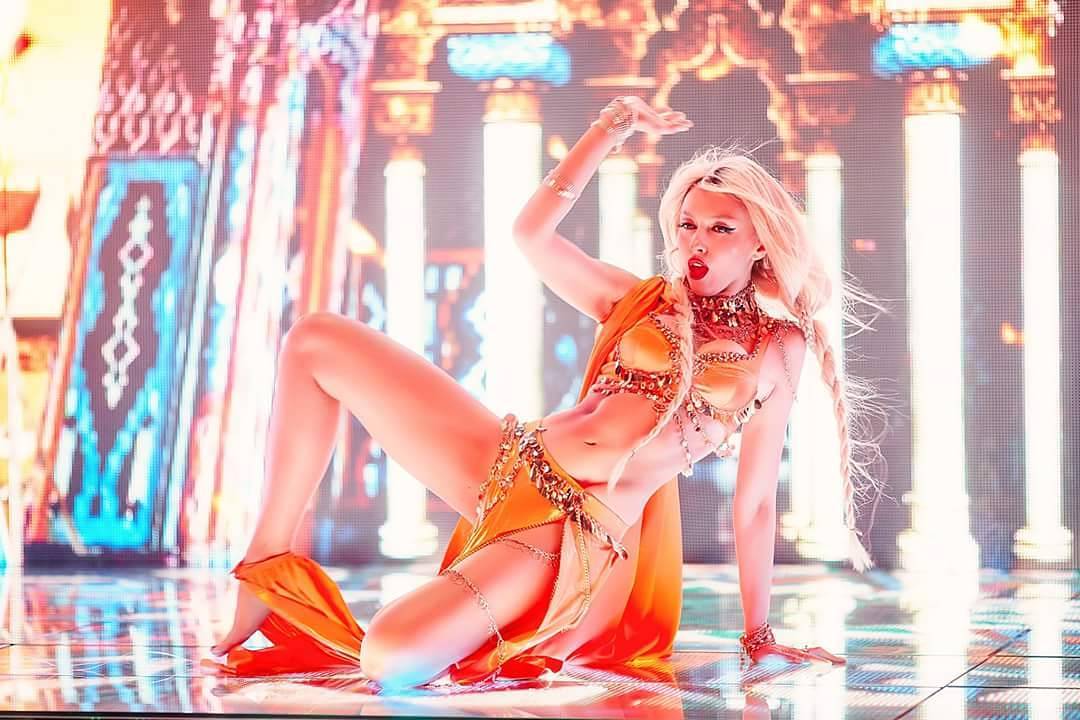 Новый клип Оли Поляковой Новый клип Оли Поляковой