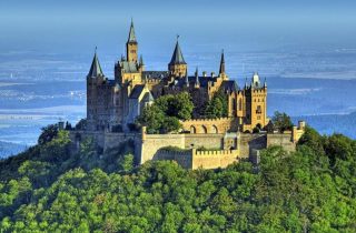 10 найкрасивіших замків