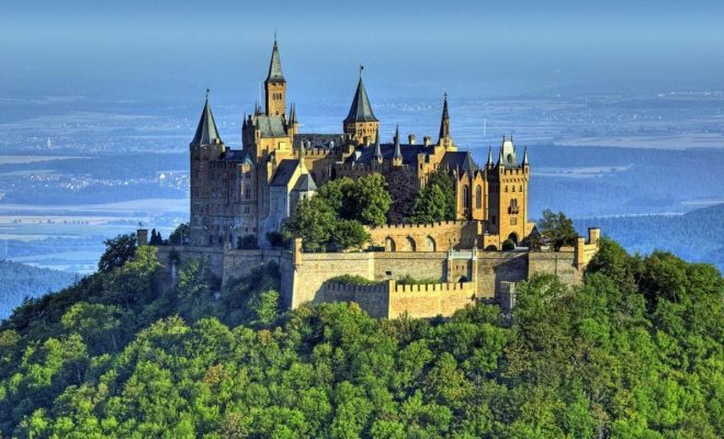 10 найкрасивіших замків