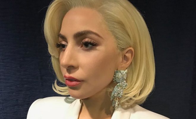 Леди Гага борется с серьёзной болезнью