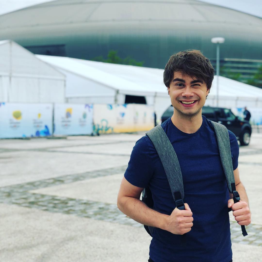 Александр Рыбак показал как живет после победы на Евровидении 