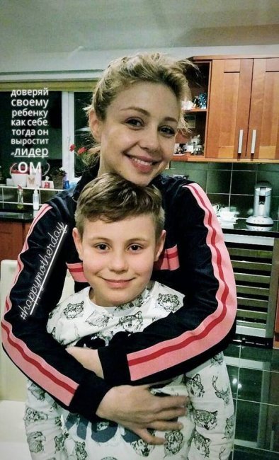Тина Кароль с сыном