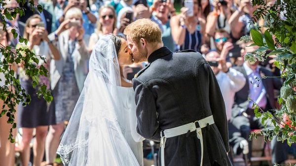 Неловкости, конфузы и занятные моменты на королевской свадьбе