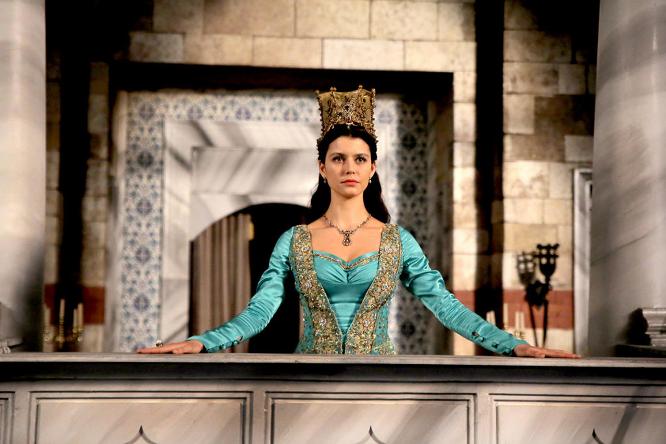 Великолепный век Кёсем Султан Берен Саат новая царица - фото