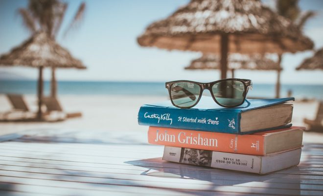 Летние книги - что почитать на отдыхе