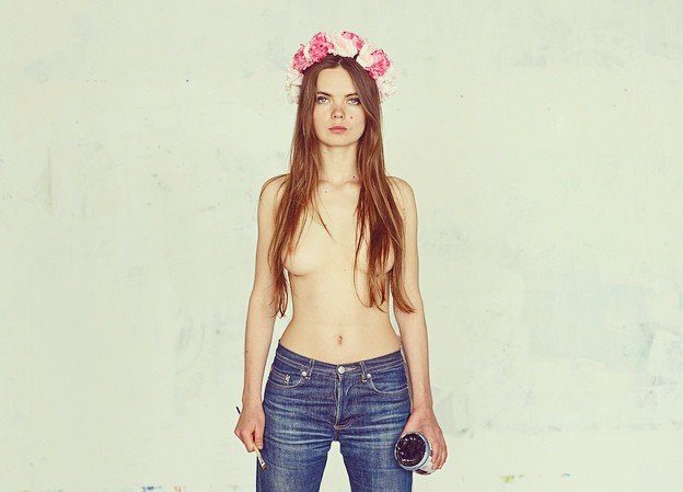 Основательница движения Femen Оксана Шачко покончила с собой