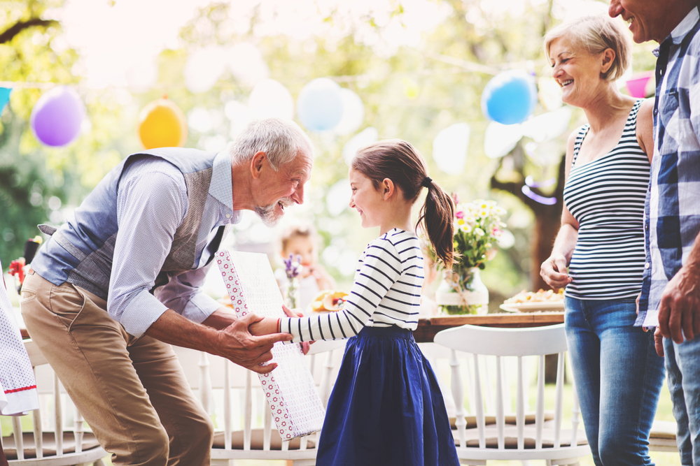 День бабушек и дедушек – история праздника и традиции