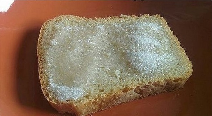 хлеб с сахаром 