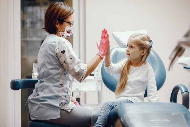 Как сводить ребенка к стоматологу без страха и истерик