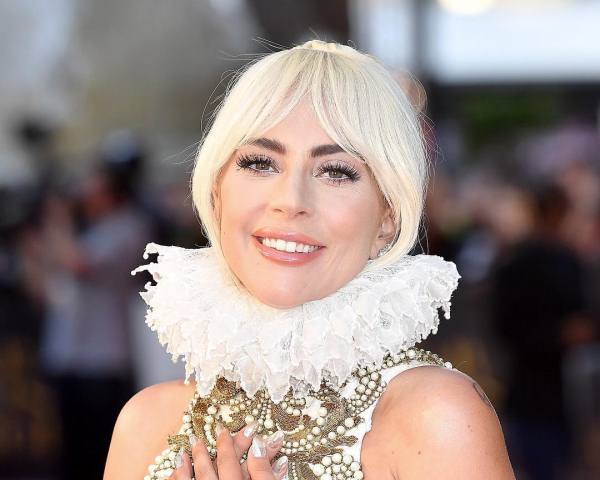 Леди Гага возвращается в большое кино: кого сыграет певица
