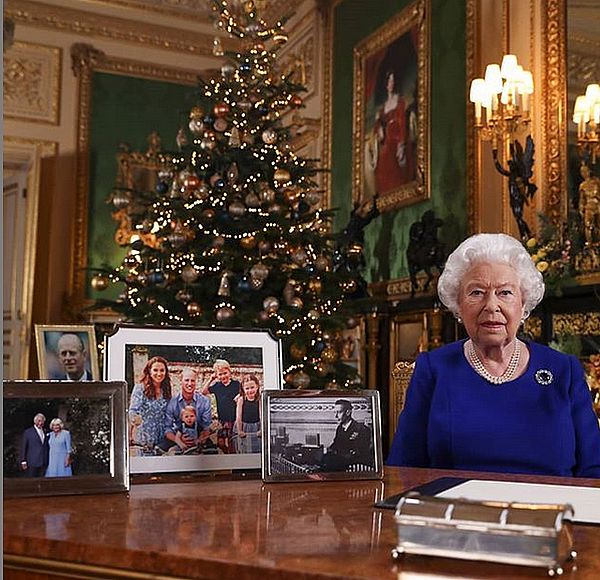 поздравления с Рождеством королевы Елизаветы