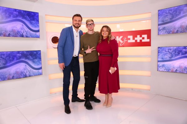 Звезда телевидения Гордеев и звезда YouTube миллионник Варварук хайпанули в прямом эфире Сніданку з 1+1