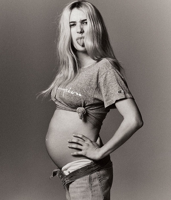 Эмма Робертс во время беременности фото