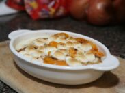 Запіканка, готова до запікання в духовці