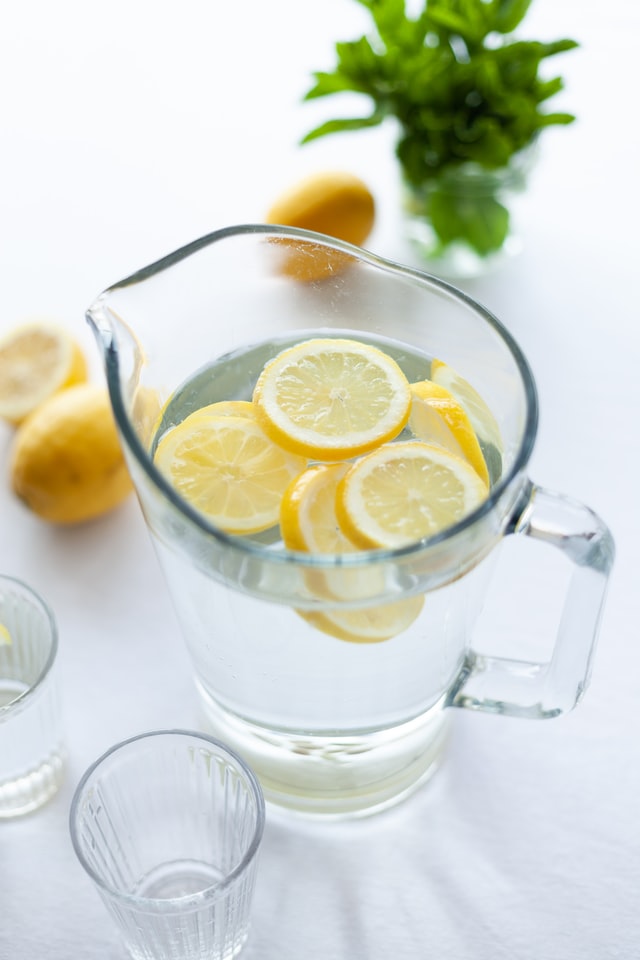 вода с лимоном пить