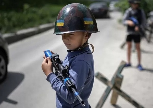 Фонд "Родина-Україна" збирає кошти на допомогу українським дітям Як допомогти українським дітям? Нова ініціатива від фонду "Родина-Україна"