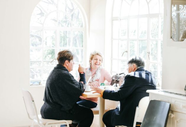 Підтримка друзів у стресовий період