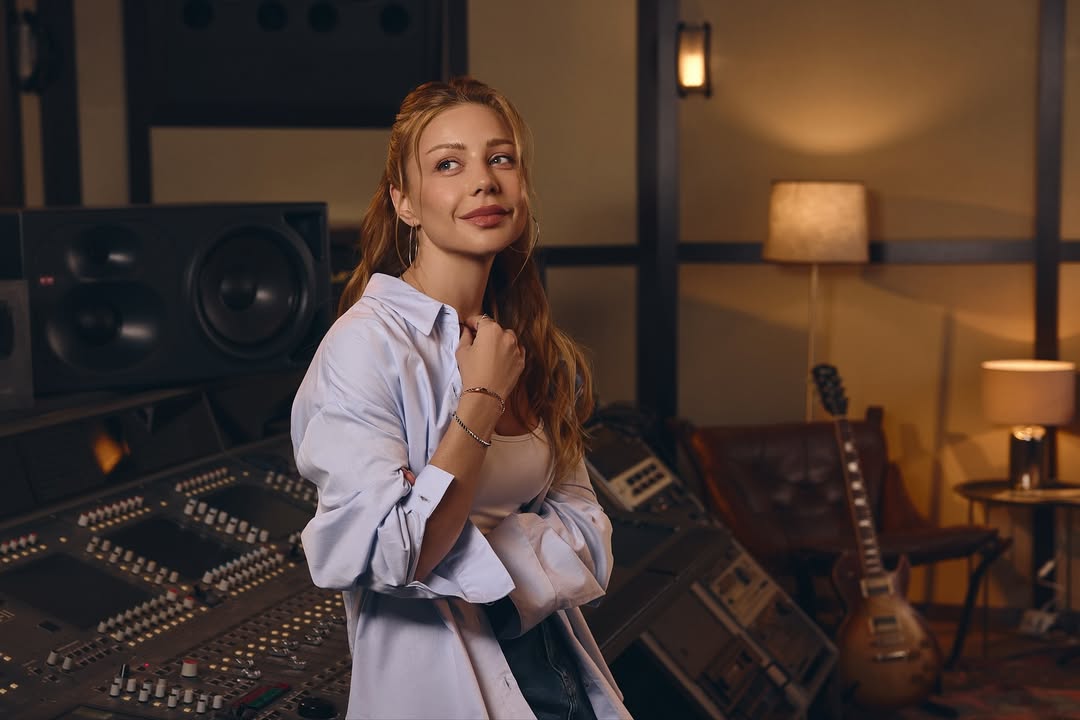 Тополя критика Тіни Кароль Тіна Кароль співачка