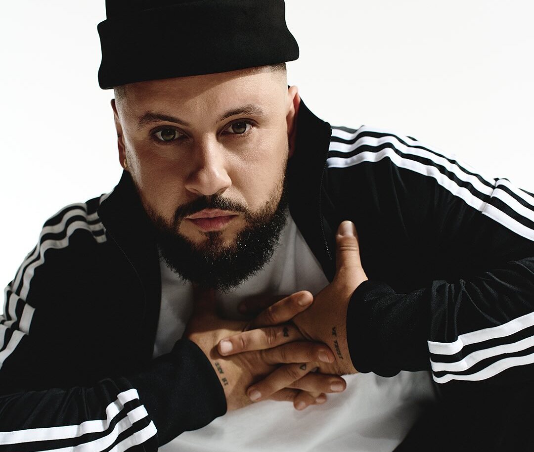 MONATIK співак