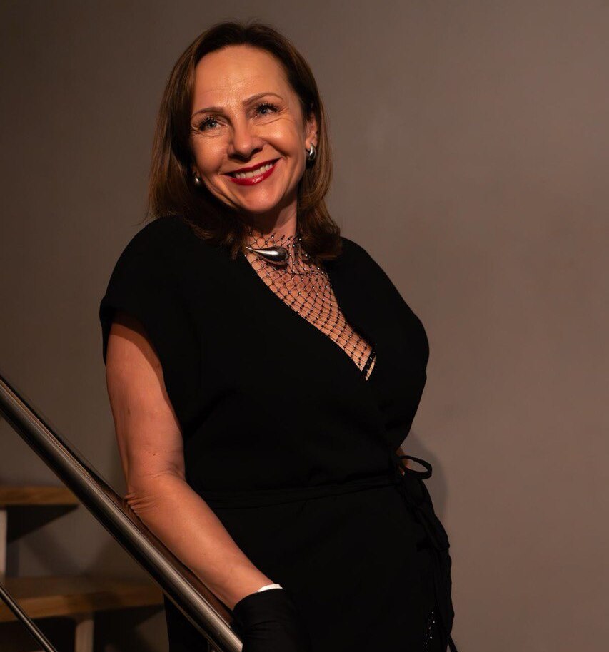 Олена Узлюк акторка 