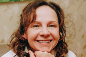 Олена Узлюк акторка